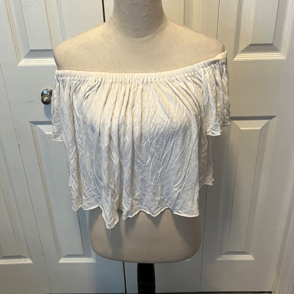Truly Madly Deeply off the shoulder top size L - Picture 2 of 9
